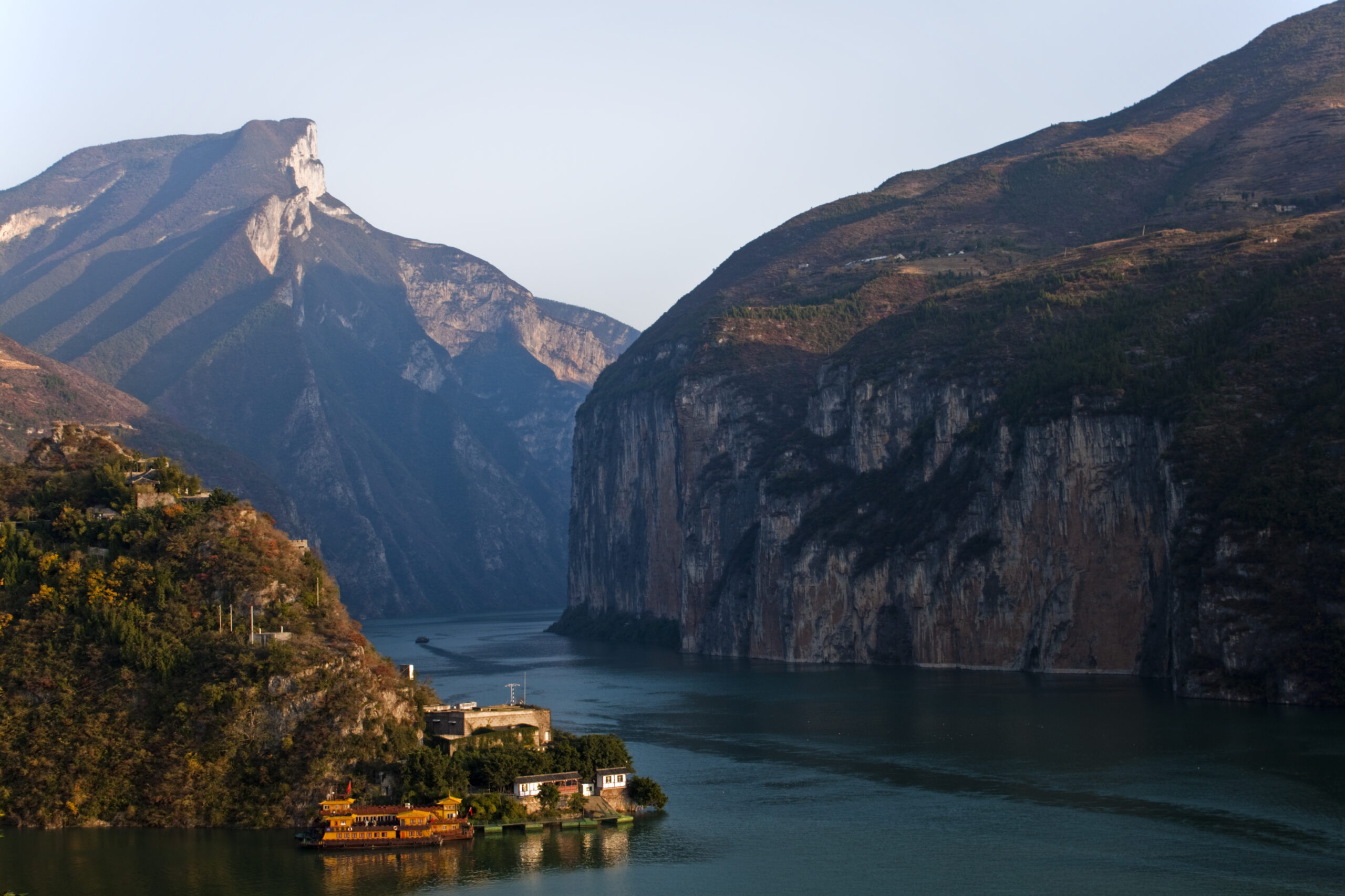 Chongqing Qutang Gorge on Changjiang scaled